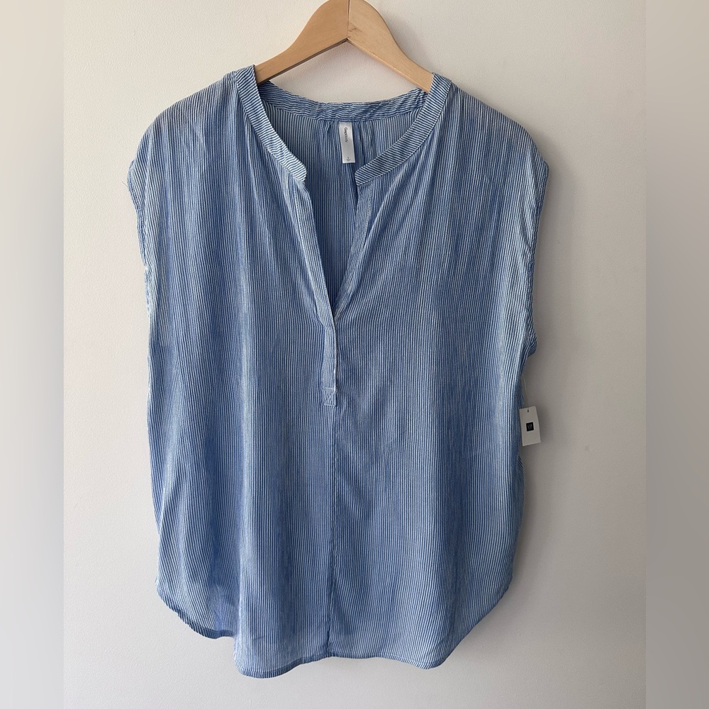 NWT | S | GapBody | Light Blue Striped Sleeveless Women's Top